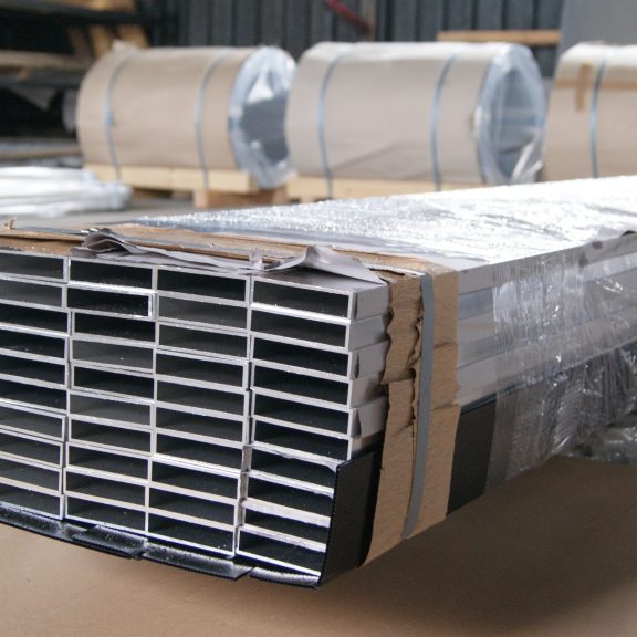 Profile-aluminiowe-80x20x2.-Aluminium-KT-INOX-SP.Z-O.O.